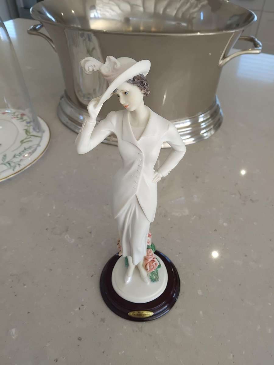 JULIANA Collection - Art Deco Figurine - Girl with a Feather Hat.