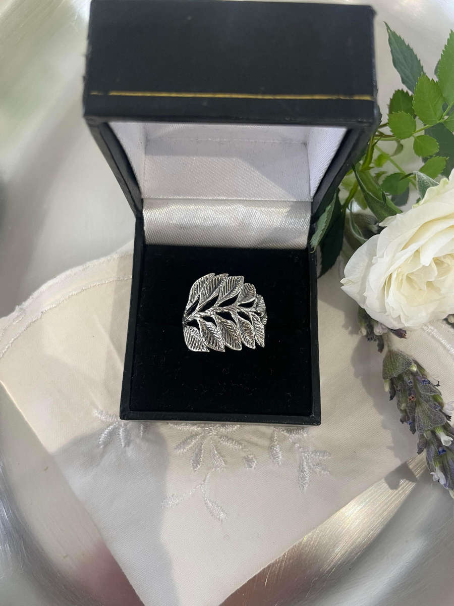 Silver leaf ring crafted from 925 sterling silver.