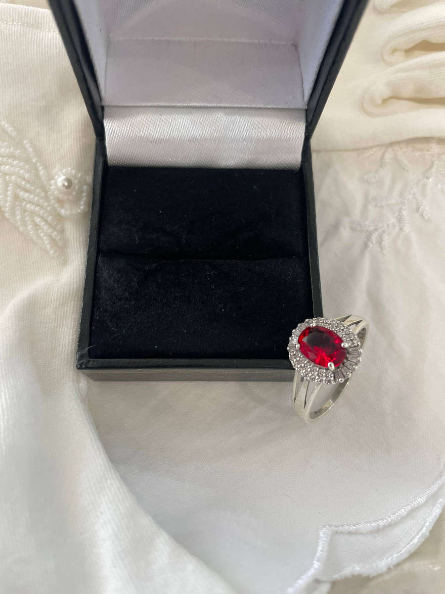 Sterling Silver 925 Split Shank Band & Oval-cut Simulated Ruby and Cubic Zirconia Halo Ring.