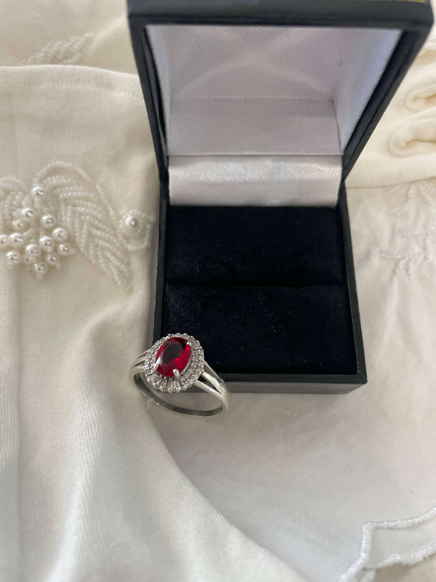 Sterling Silver 925 Split Shank Band & Oval-cut Simulated Ruby and Cubic Zirconia Halo Ring.