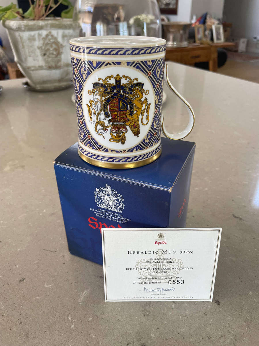 Spode Limited Edition "Heraldic Mug" No. 0553 of 1000 F1965 with Box & COA