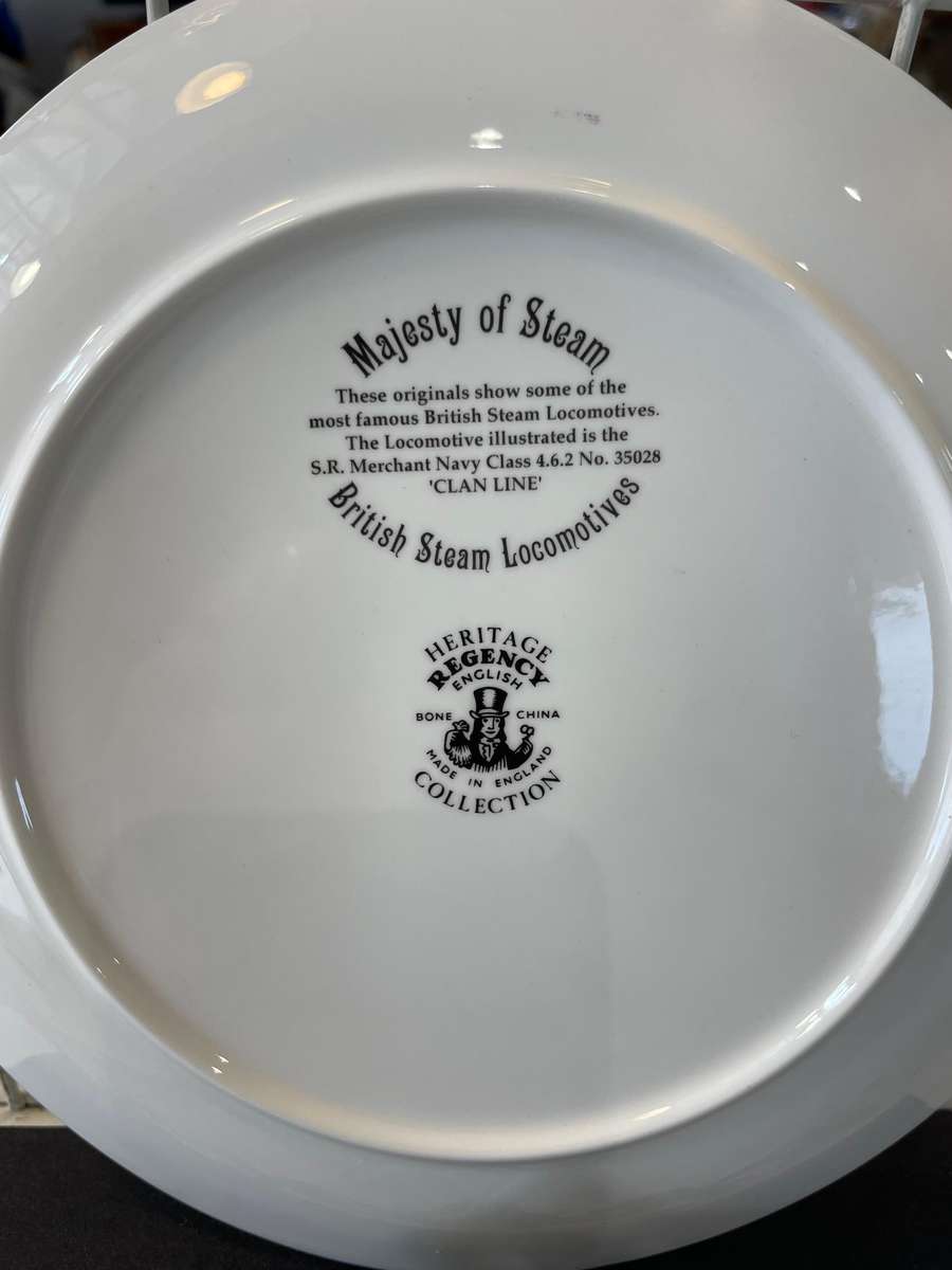 Bone China "MAJESTY OF STEAM CLAN LINE LOCOMOTIVE TRAIN"