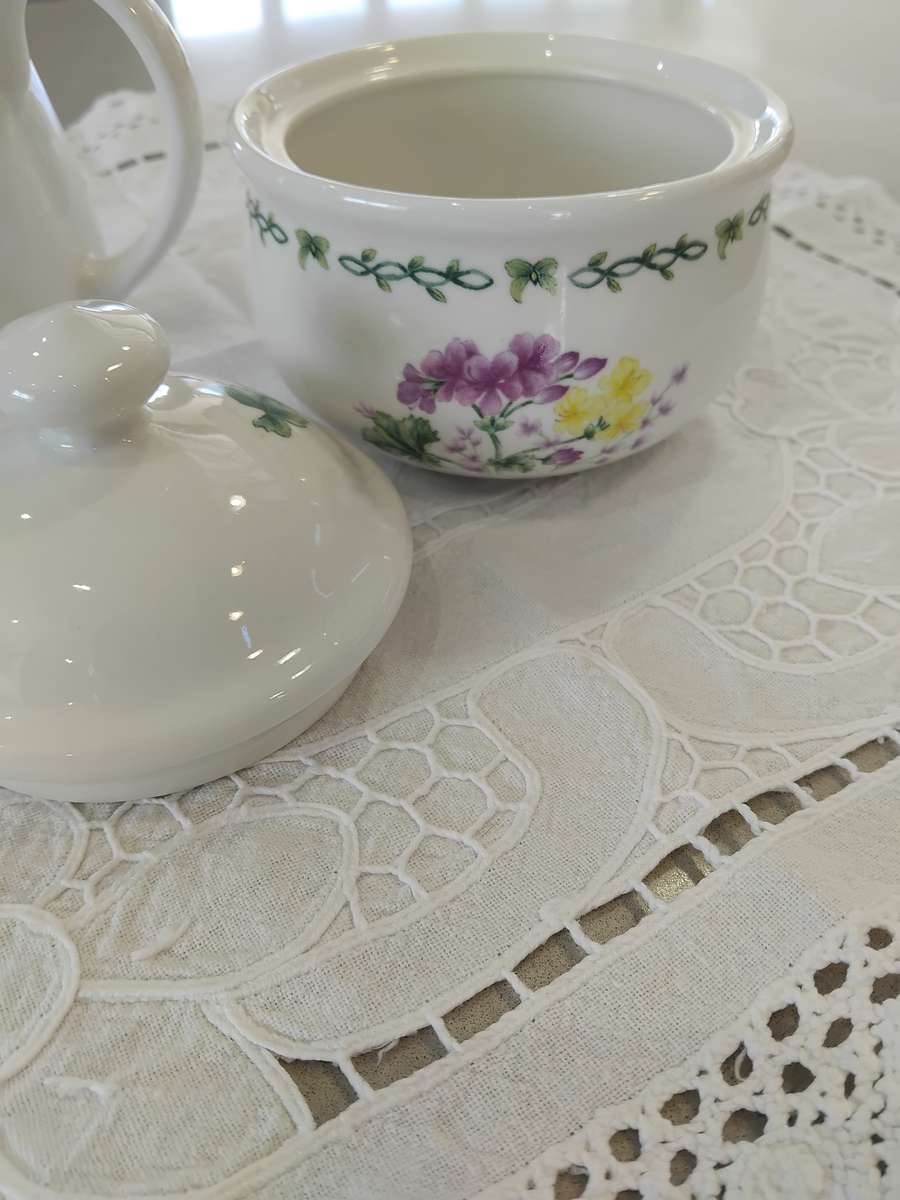 Thomson Pottery Floral Garden Creamer Pitcher And Sugar Bowl Set!