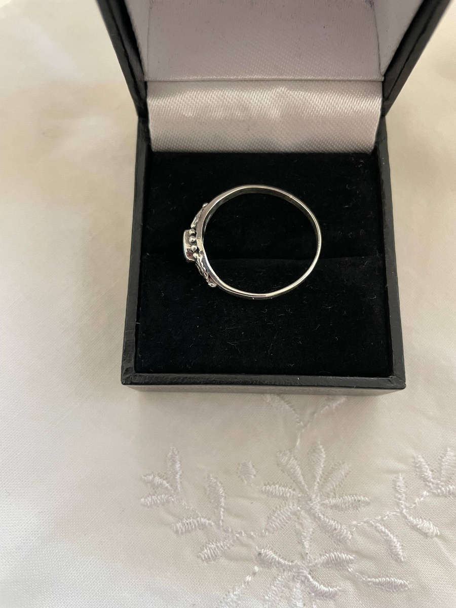 Sterling Silver 925 ring with Turquoise opaque semi-precious gemstone.