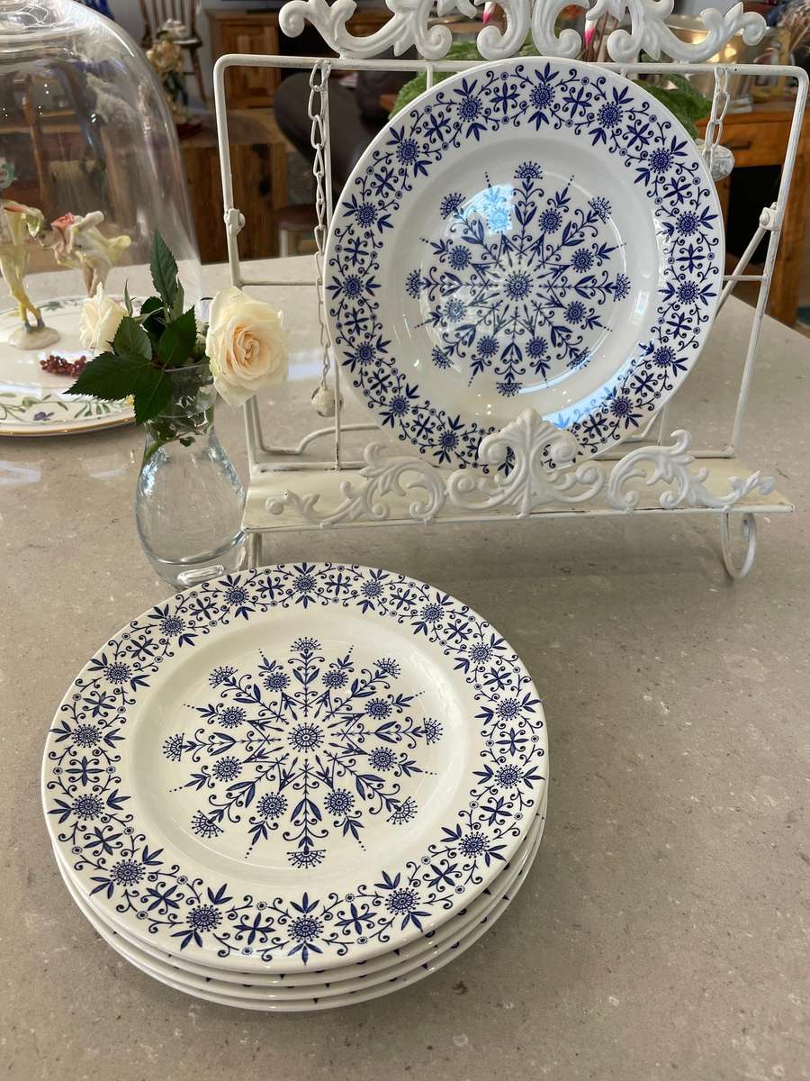 Vintage Valencia Designed by Jessie Tait Midwinter Set of 6 Dinner Plates