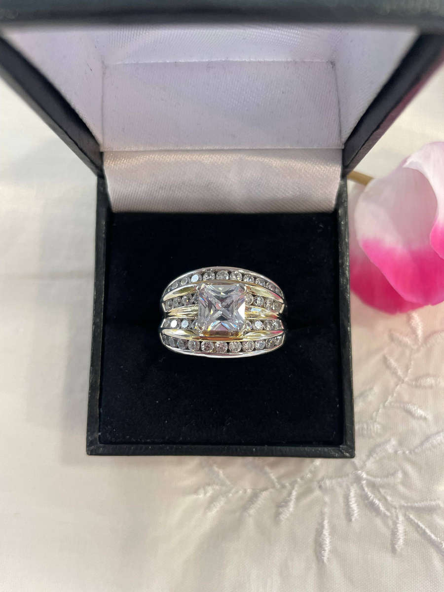 Sterling silver 925 Wedding Bridal Ring Set with Lab-Created Princess Cut CZ