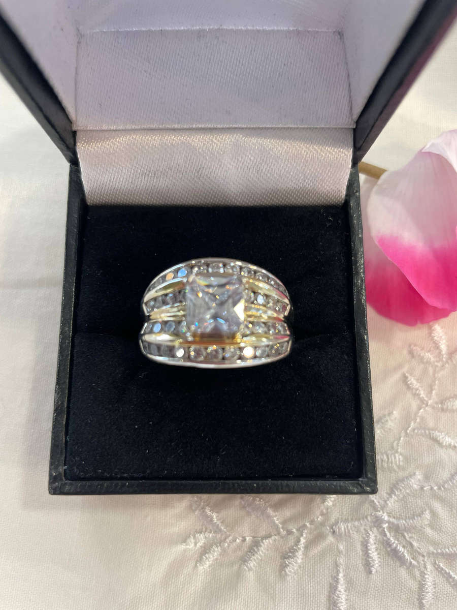 Sterling silver 925 Wedding Bridal Ring Set with Lab-Created Princess Cut CZ