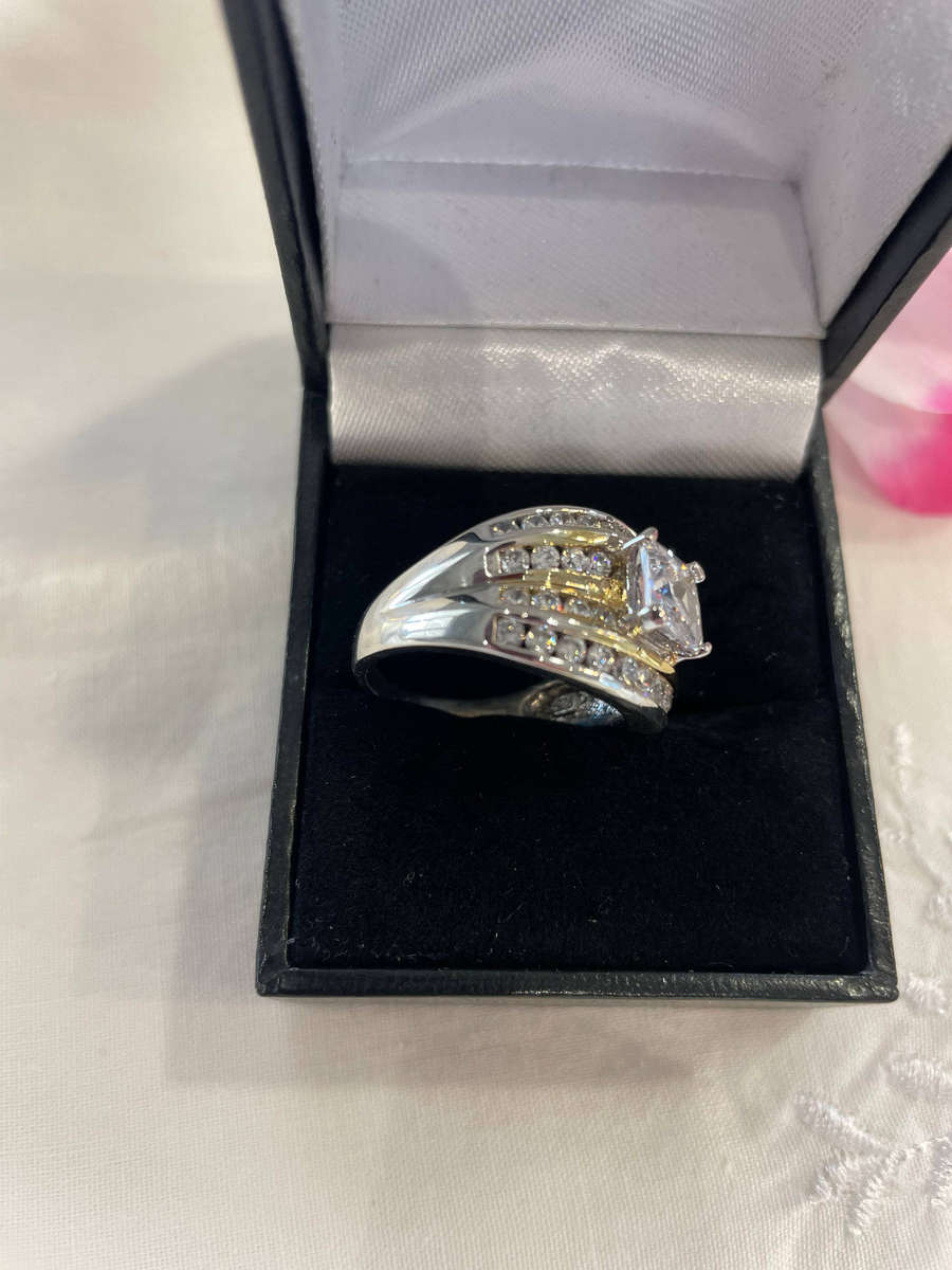 Sterling silver 925 Wedding Bridal Ring Set with Lab-Created Princess Cut CZ