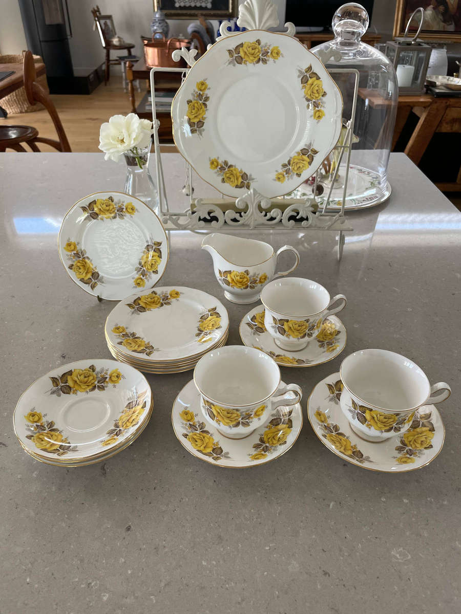 Vintage Queen Anne Bone China - Cake Server, 6 Cake Plates, 3 Cups & 6 Saucers, Creamer