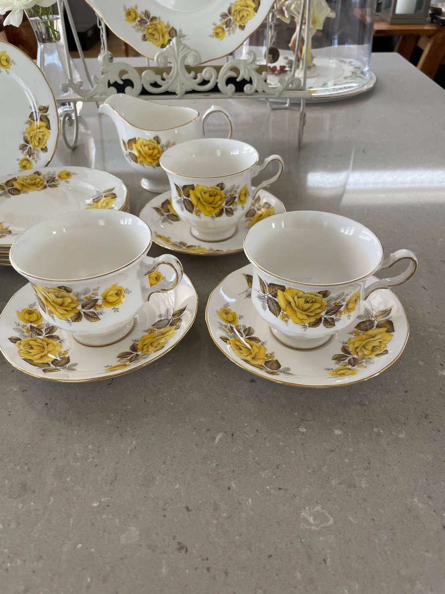 Vintage Queen Anne Bone China - Cake Server, 6 Cake Plates, 3 Cups & 6 Saucers, Creamer