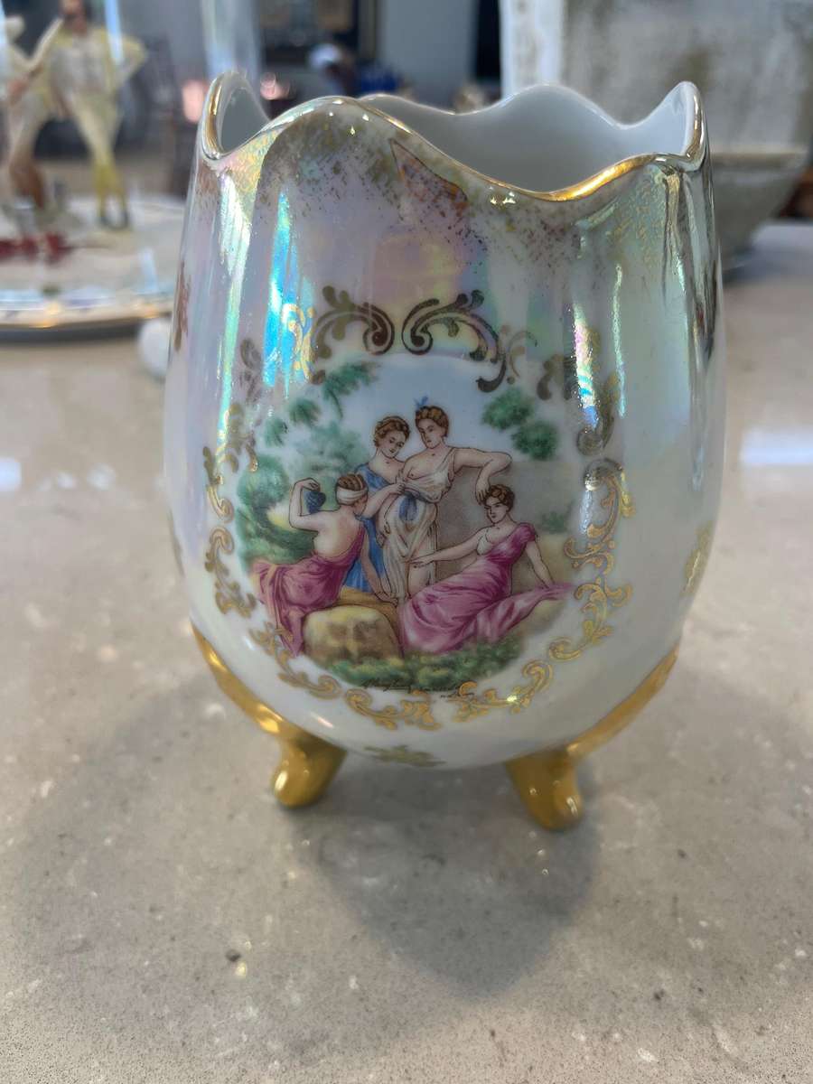 iridescent porcelain egg-shaped vase