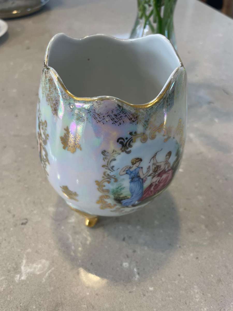 iridescent porcelain egg-shaped vase