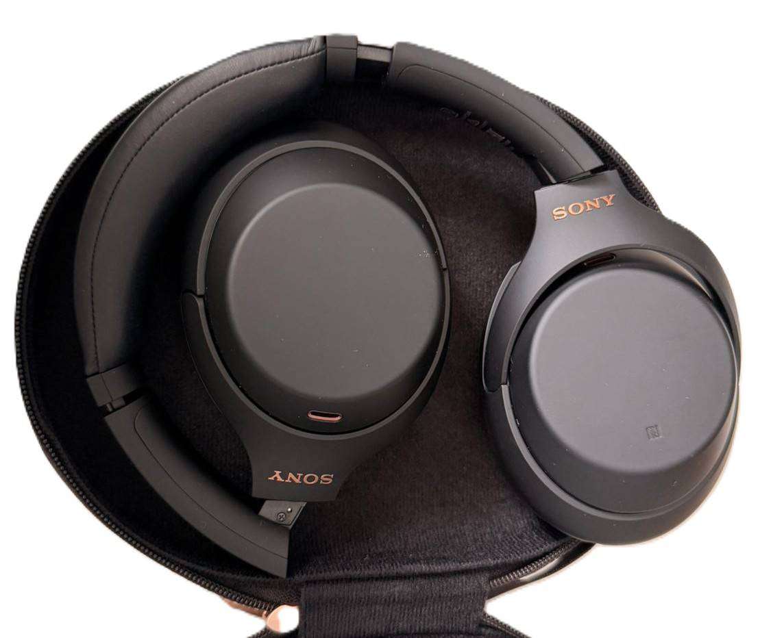 Sony WH-1000XM4 Wireless Noise Cancelling Headphones  Excellent Condition