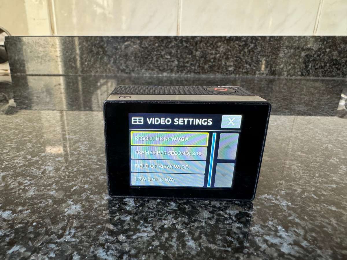 GoPro HERO 3+ Black Edition + Screen + WiFi remote + Harness equipment + MicroSD card (64Gb)