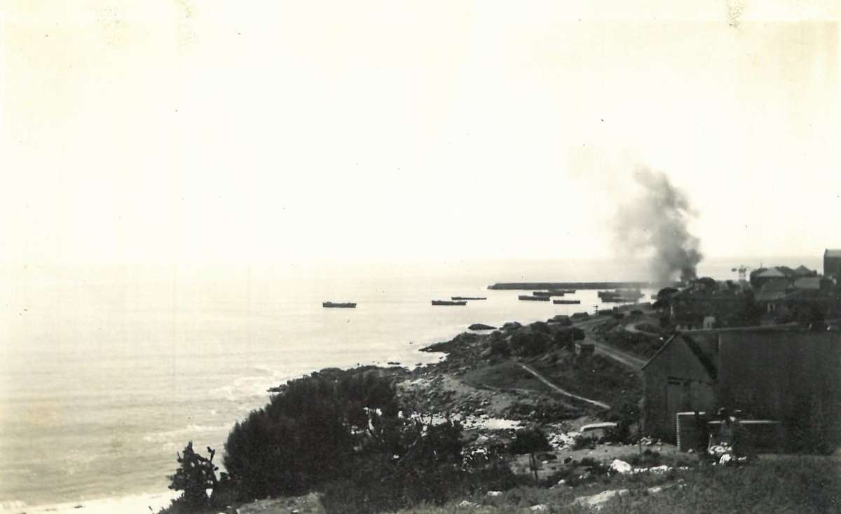 Vintage "snapshots" and postcards, Mossel Bay.  SEE DESCRIPTION.