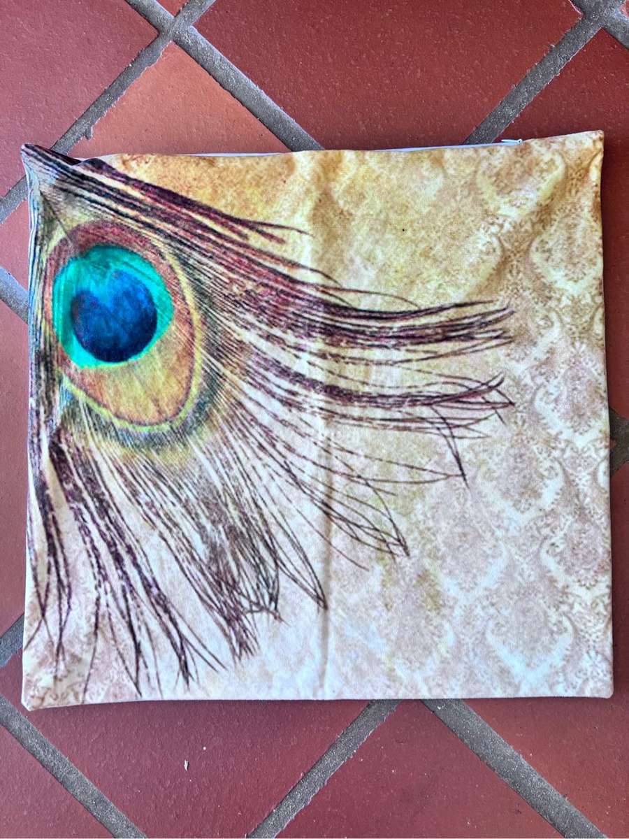 5 peacock cushion covers