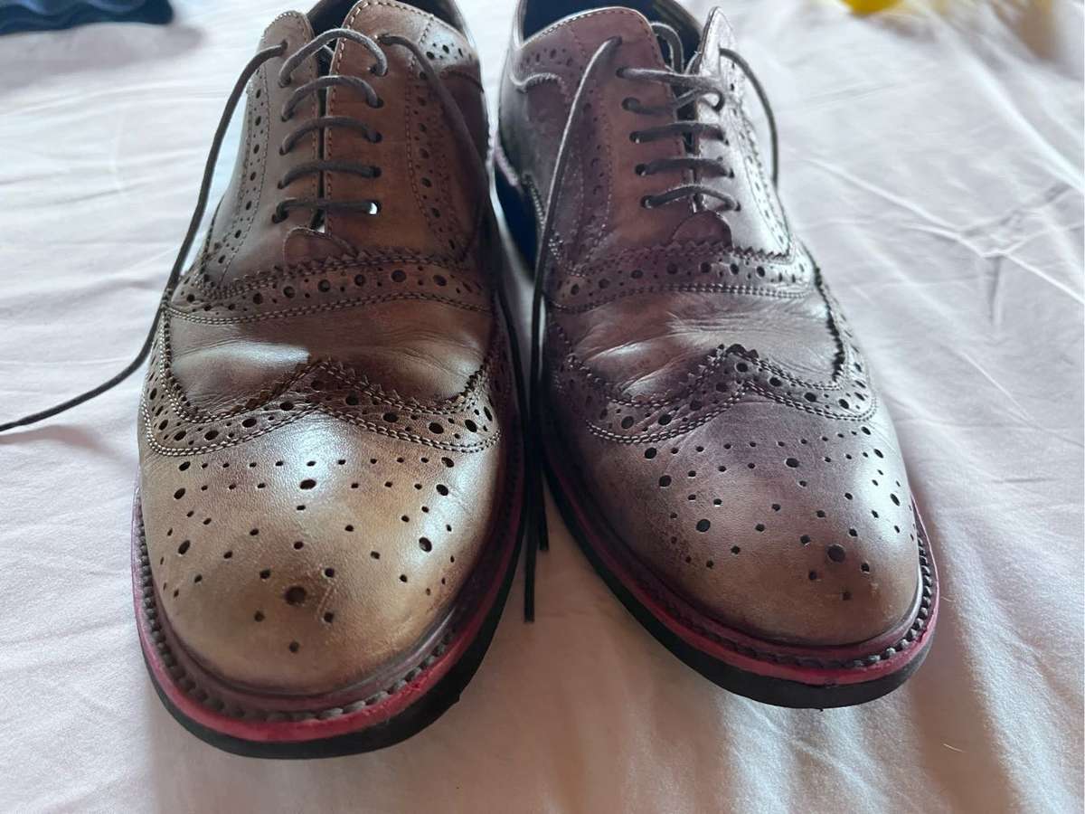 Pringle 100% leather mens shoes (size 10)