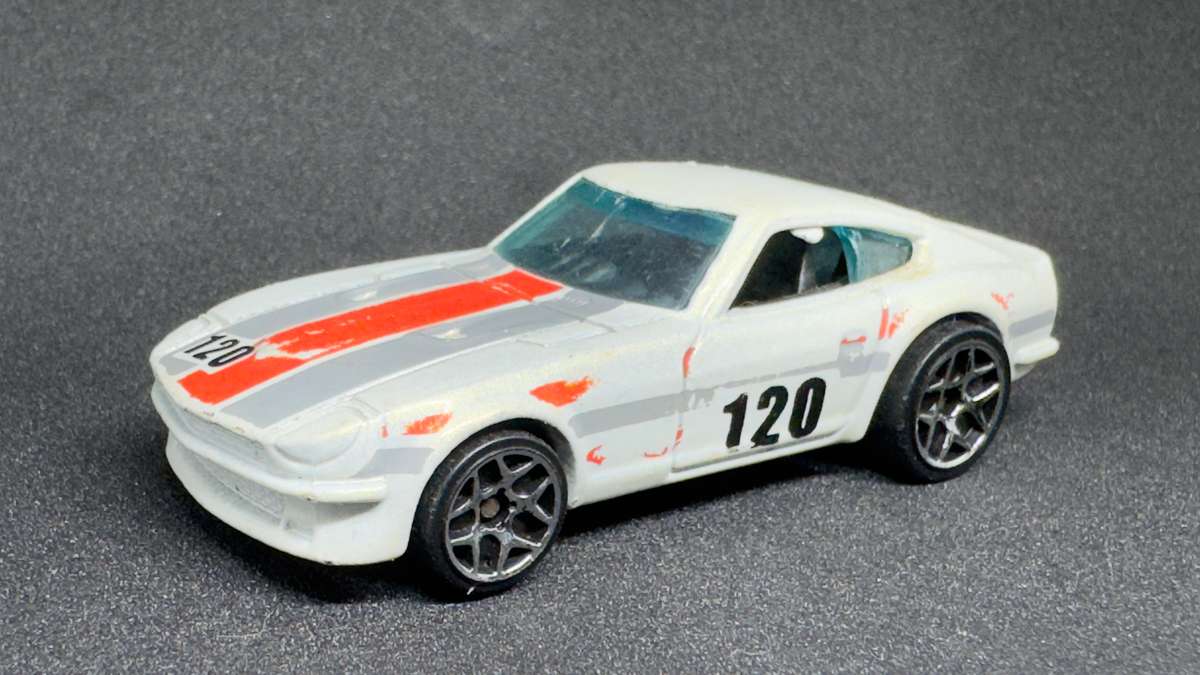 Dutsun 240Z (Loose) - 2006 First Editions #36