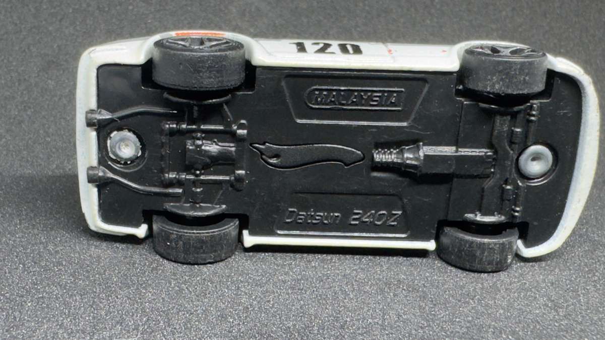 Dutsun 240Z (Loose) - 2006 First Editions #36