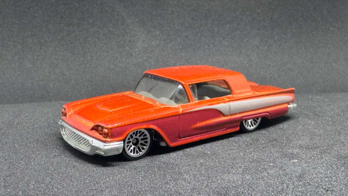 '58 Ford Thunderbird - 2005 Hot Wheels #181