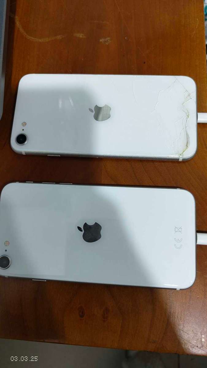 Mix iPhone cellvage devices