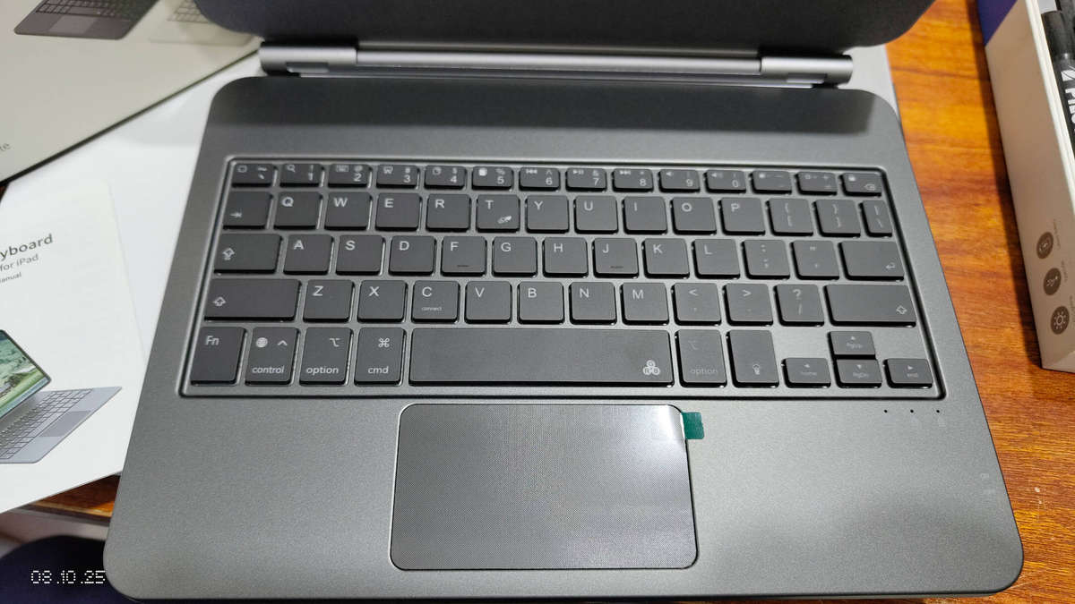 Touch keyboard Magic Compatible for iPad Pro 11", Air 10.9" ,Air 11"