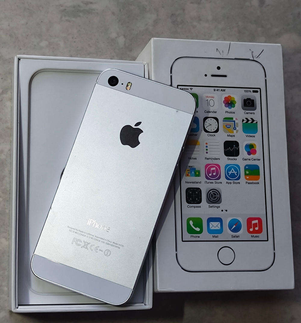 iPhone 5S 16GB silver