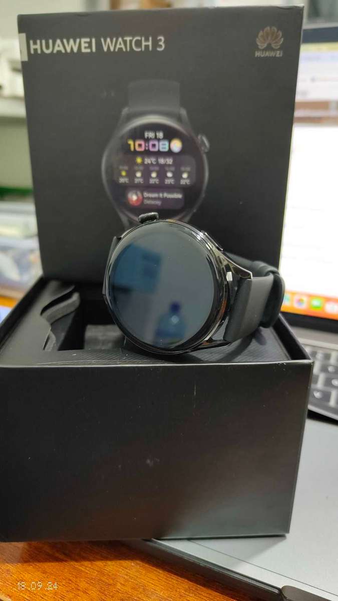 Huawei watch 3 44mm black color (pre owned)