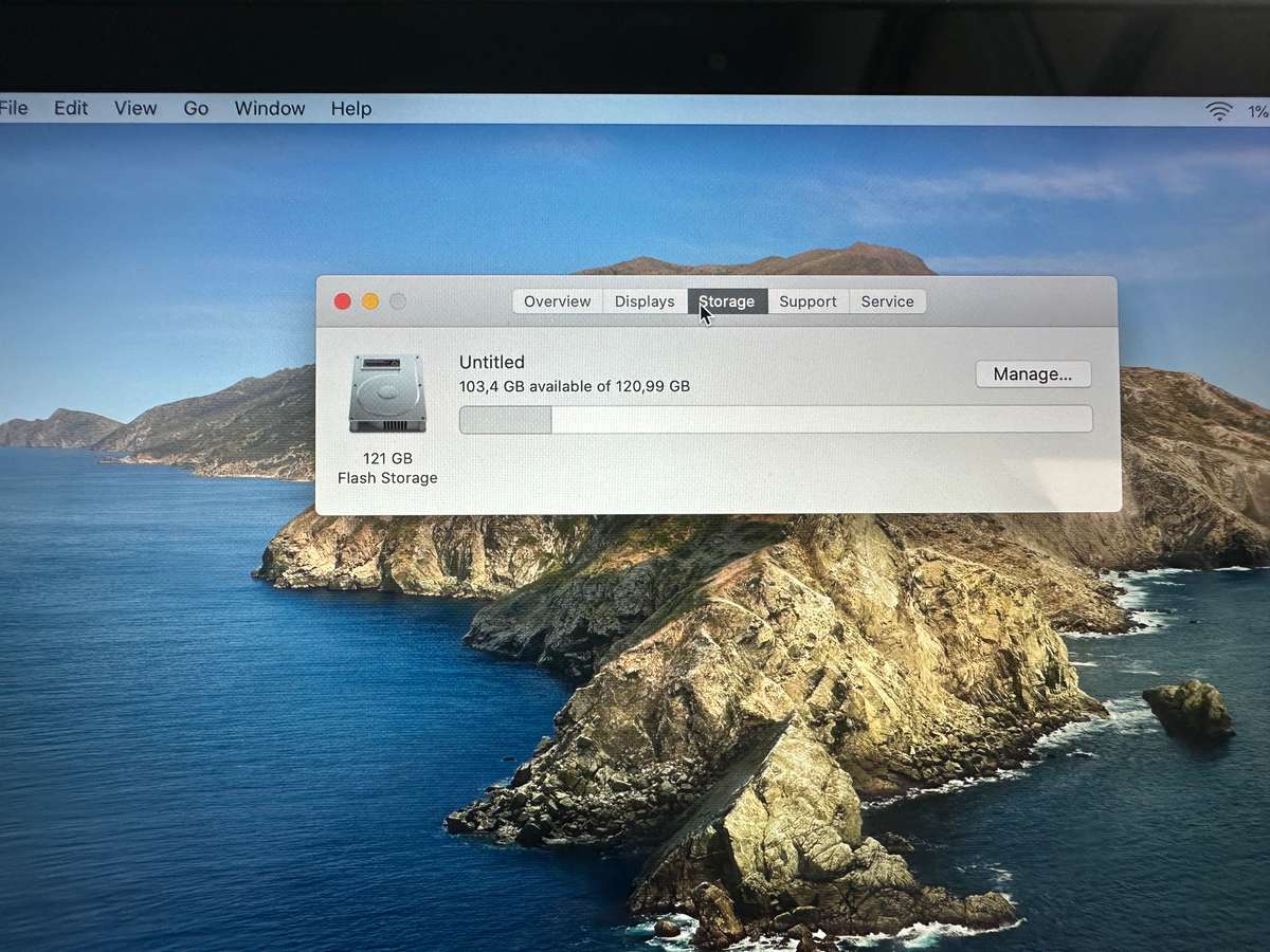 Macbook Pro 13" core i5 (2014 year model) (Pre owned)