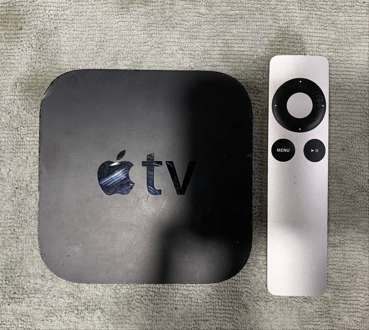 Apple TV  3rd gen with remote