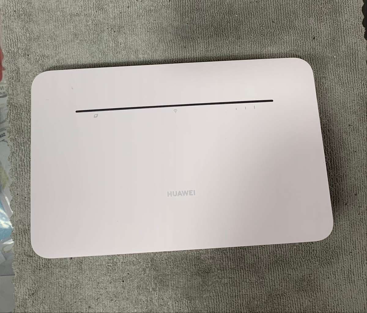 Huawei LTE Router B535-932a(Pre Owned)