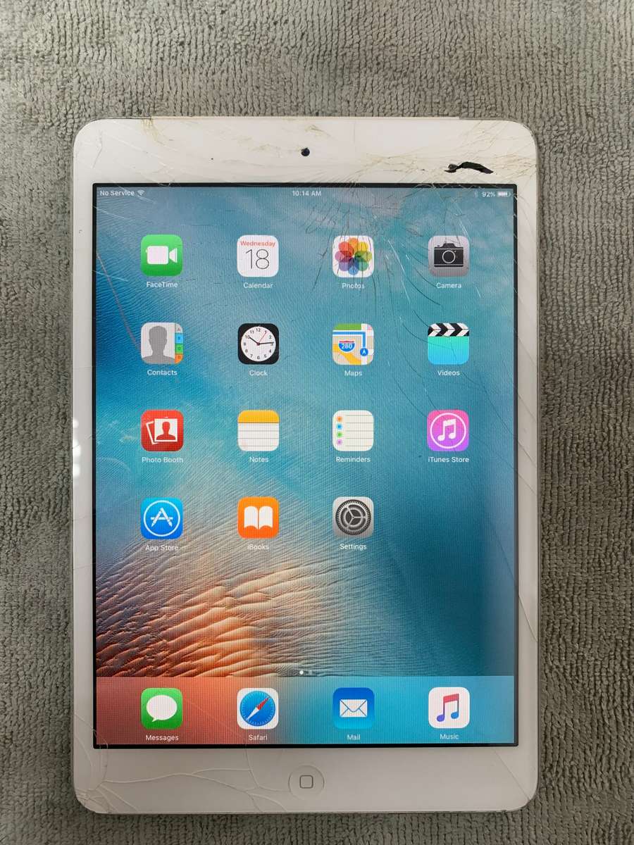 IPAD MINI 16GB wifi + Cellular (Touch Cracked) (Pre Owned)