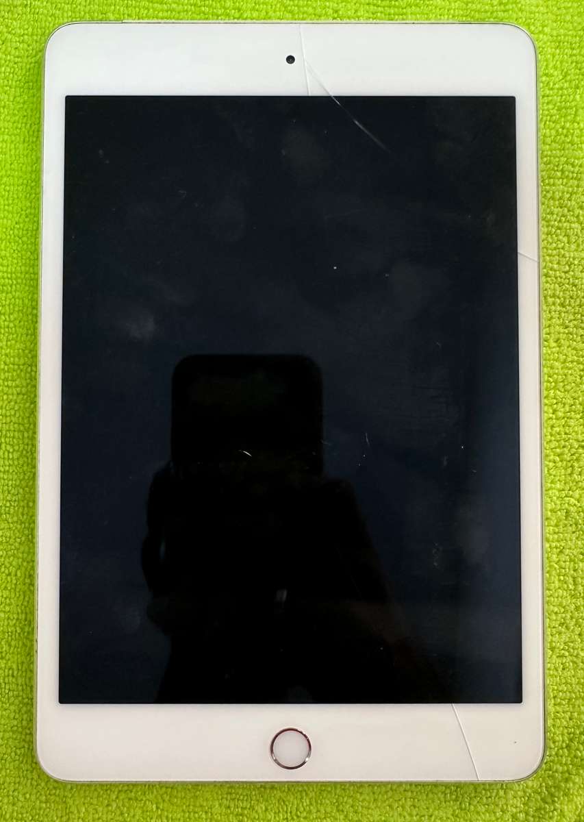 Apple iPad Mini 4 128GB WiFi + Cellular (Top Glass Cracked)