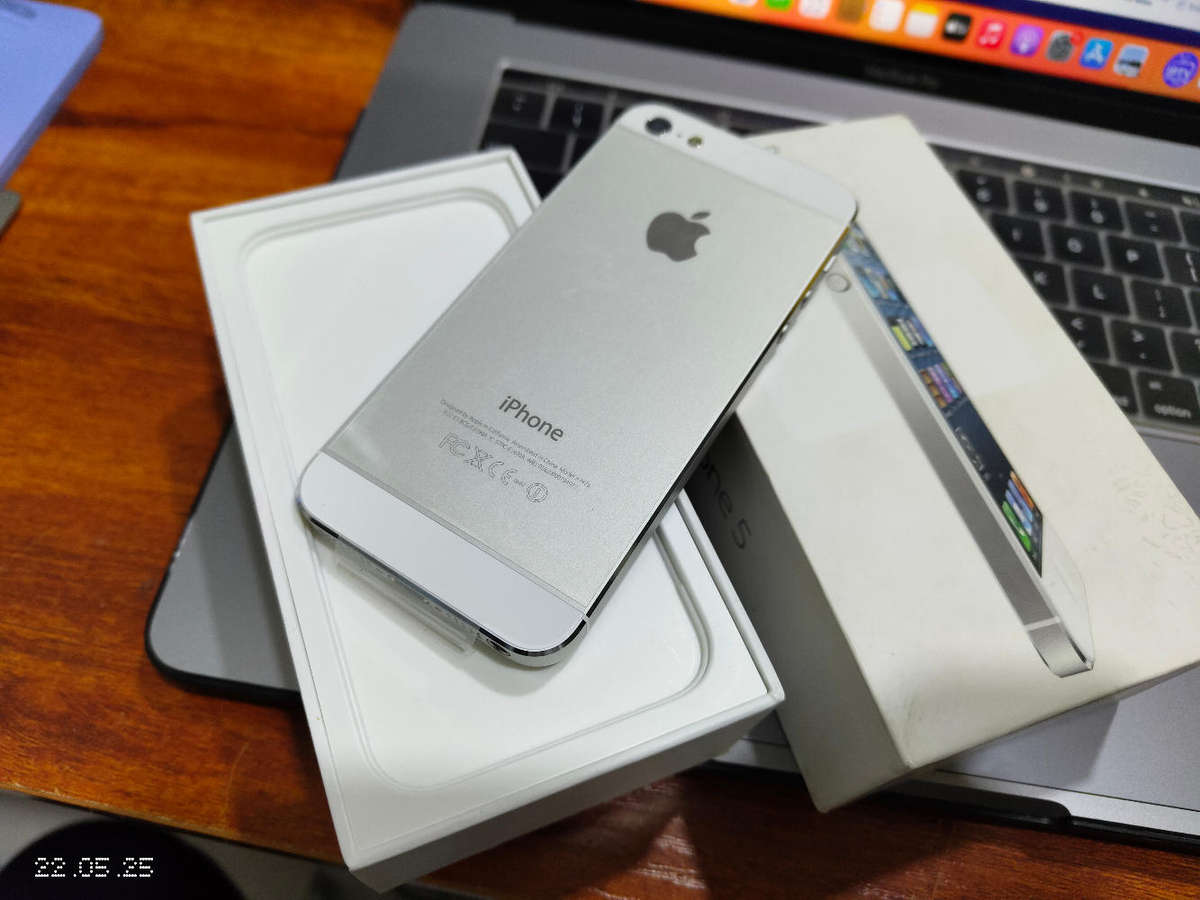 iPhone 5 16GB silver