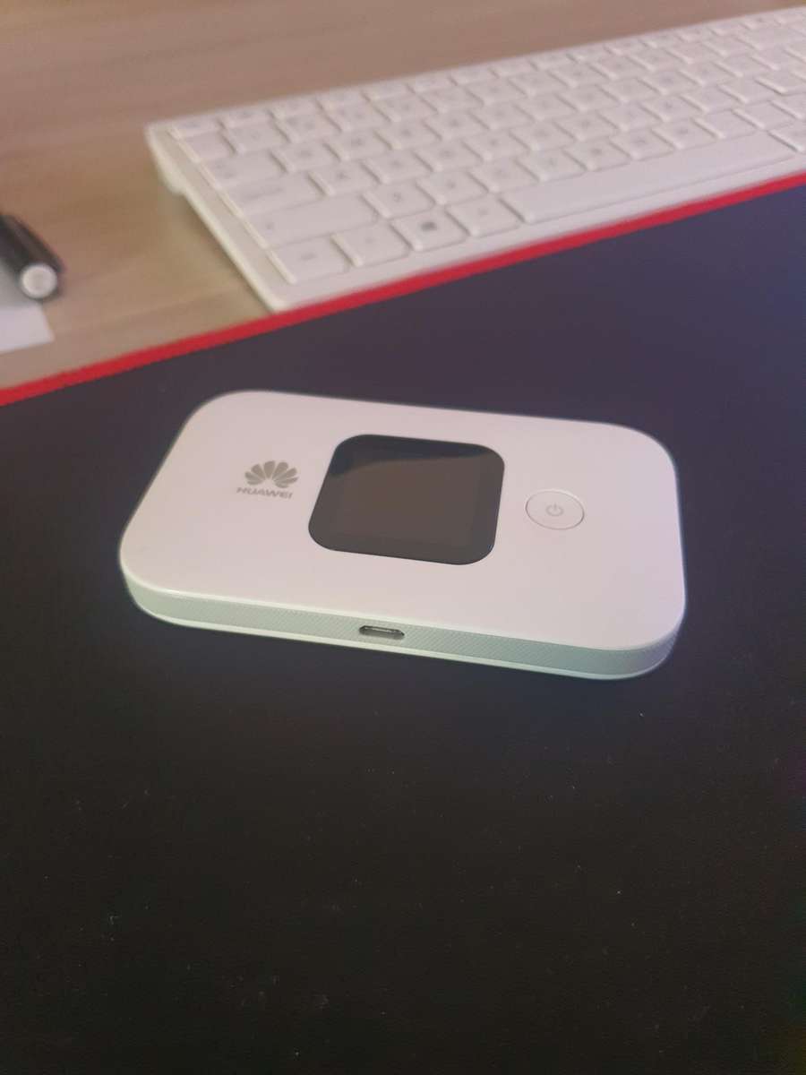 HUAWEI Mobile WiFi 2 (E5577-320)