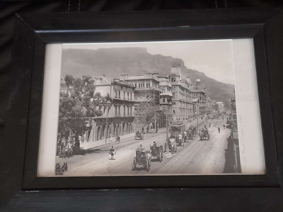 Old pictures of cape town city in frames Please don't bid if you don't want to pay