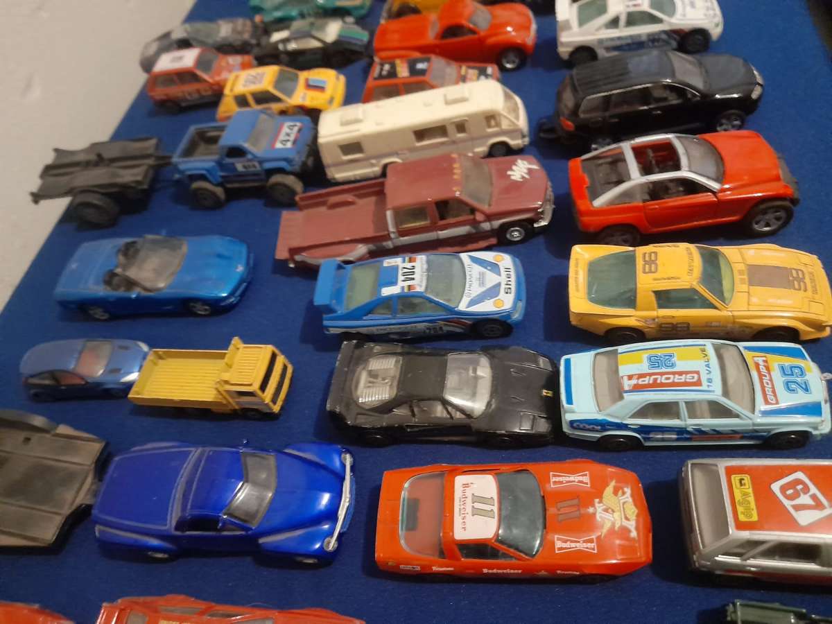 Job Lot Cars Trucks some metal but most plastic
