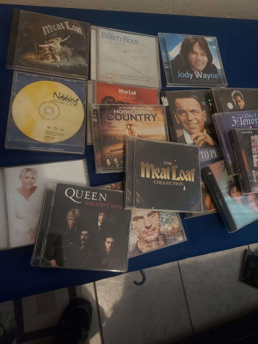 Reduced to clear 80 CD Bargain Lot Used Condition Bid for the lot
