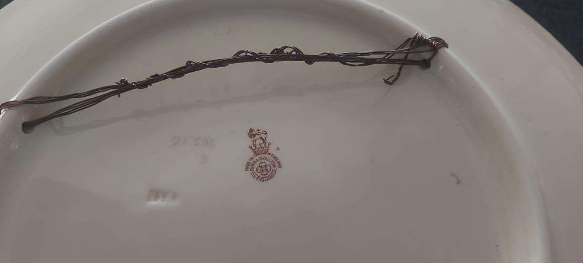 BIG 38cm Royal Doulton Rochester Castle Wall Plate