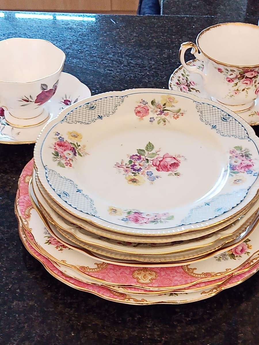 Royal Albert Plates and Tea Cup Saucer Set - Bid for the lot