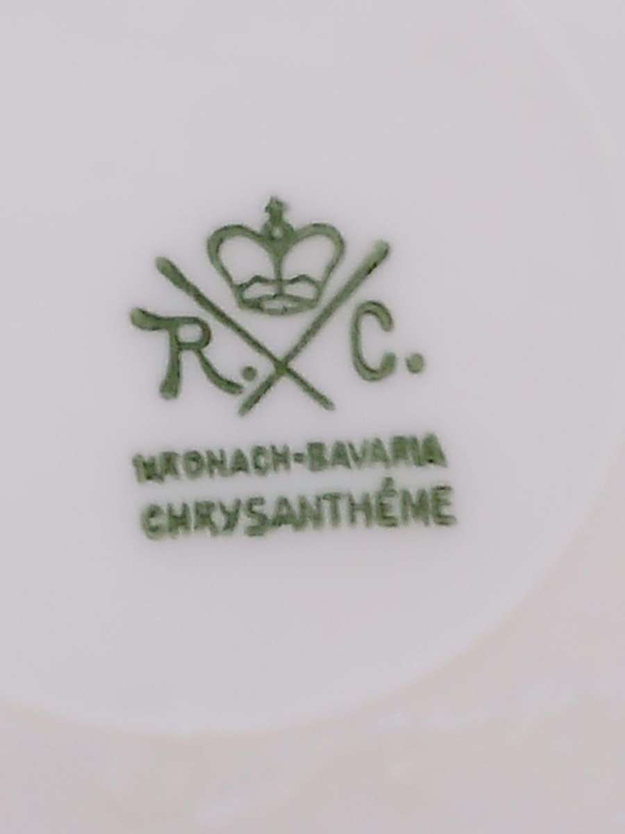 Royal Albert Plates and Tea Cup Saucer Set - Bid for the lot