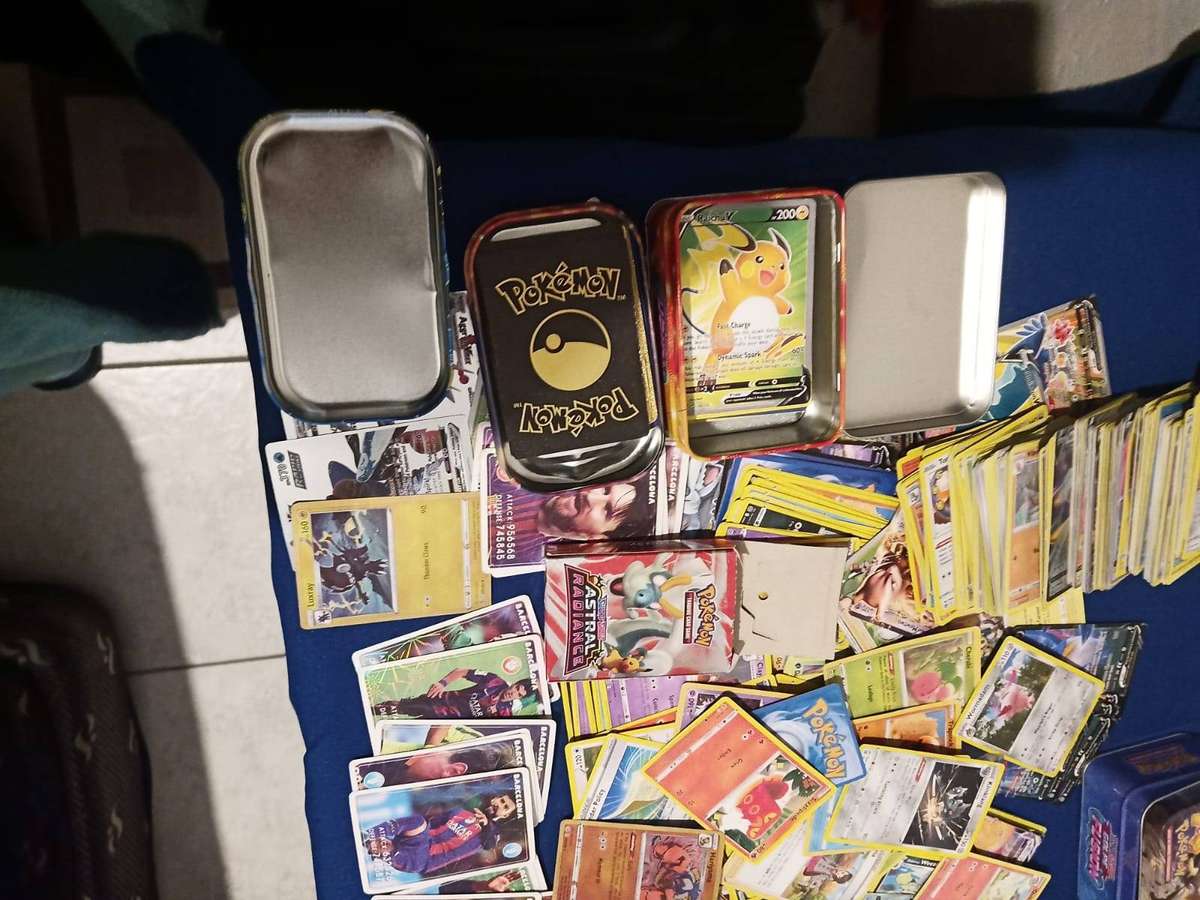 Pokemon Card Lot of OVER A 1000 Cards, ONE BID FOR ALL