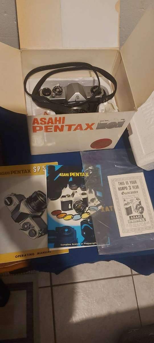 Pentax Spotmatic SP 35mm film SLR camera Asahi Super-Takumar 1:1.8/55