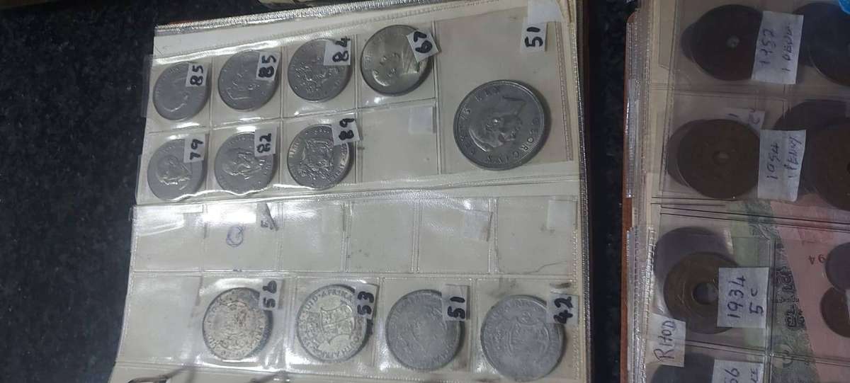 On offer is a superb selection of Thousands of coins and notes found from a deceased estate