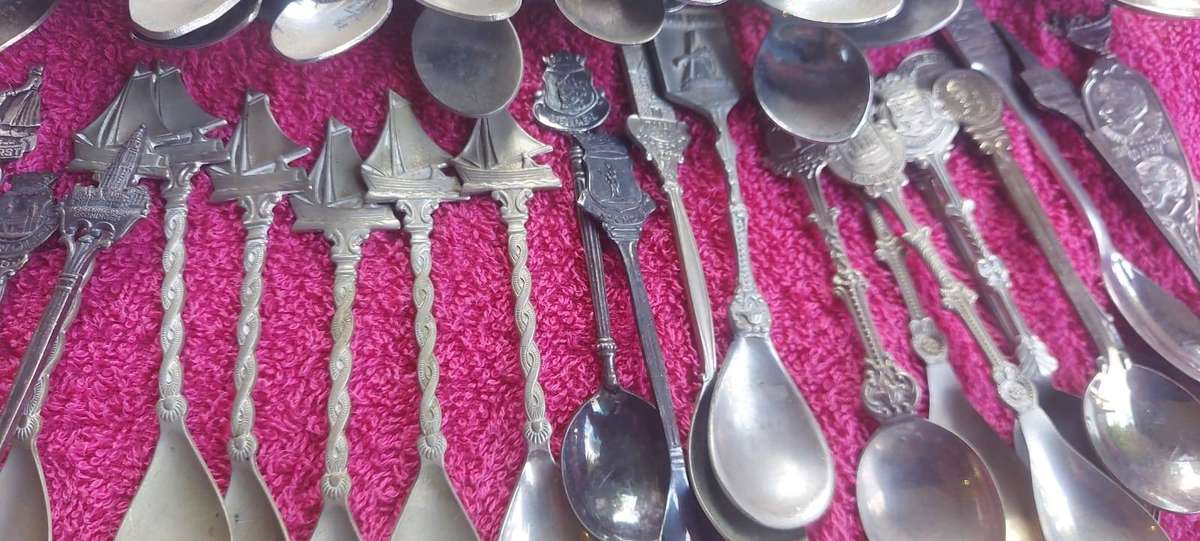 150 Old collection of teaspoons