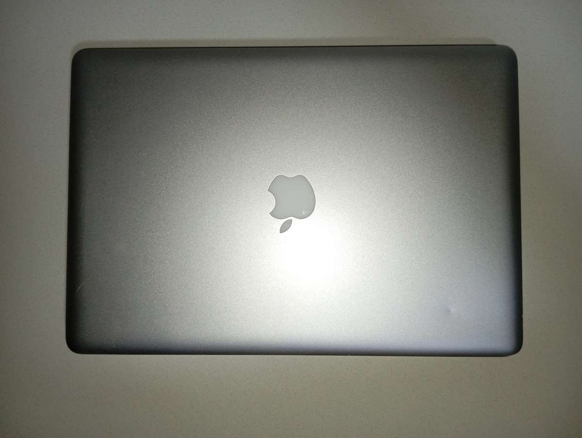 APPLE MACBOOK PRO 2011 | 15" SCREEN | INTEL i7 | 16GB RAM | 120GB SSD | PLEASE READ !!