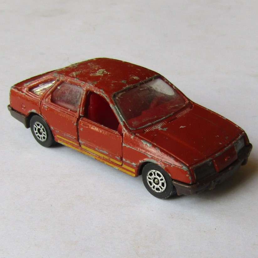 Old Corgi Great Britain - Ford Sierra Car
