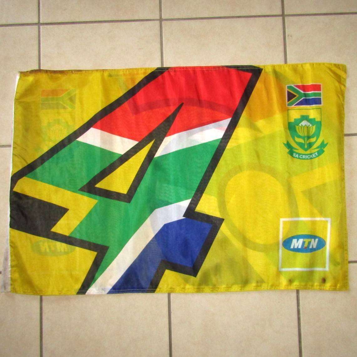 Old Proteas 4 and 6 Runs Cricket Flag