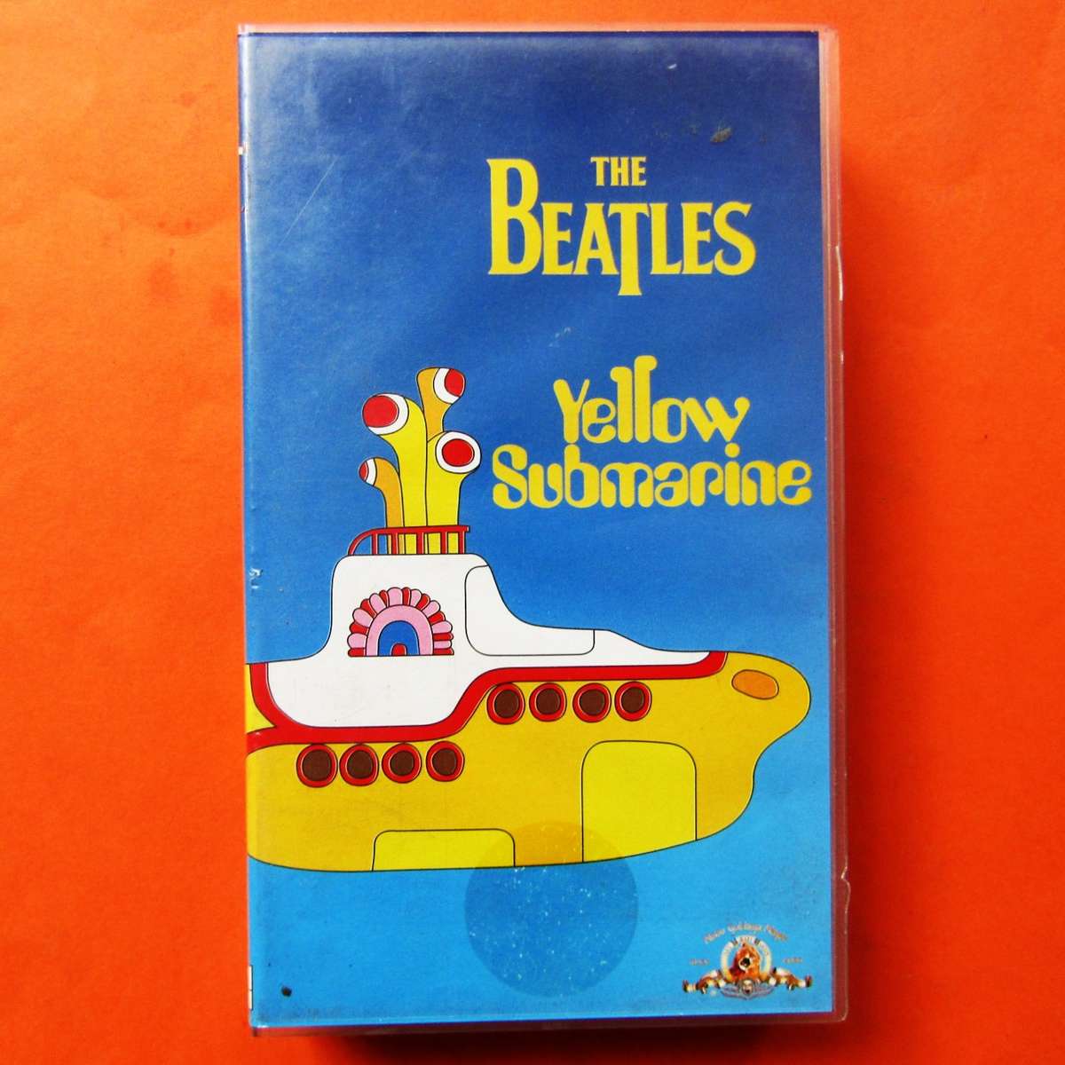 Yellow Submarine - The Beatles - Movie VHS Tape (1999)