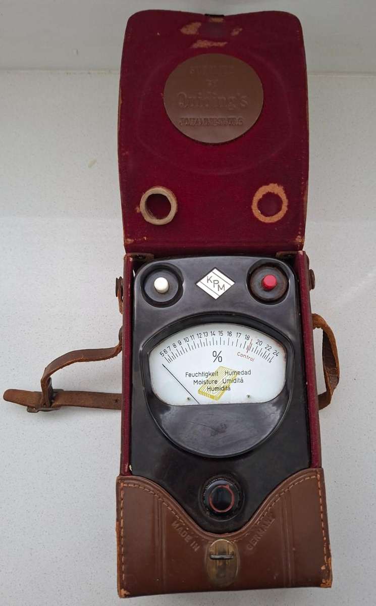 Vintage Made in Germany KPM Aqua Boy Moisture Meter in Leather Case